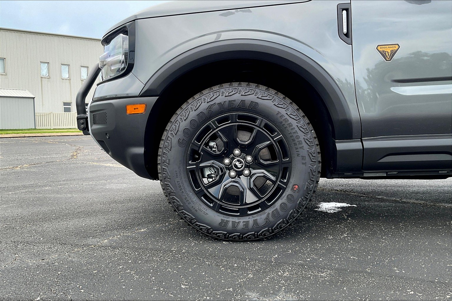New Gray Metallic 2025 Ford Bronco Sport Badlands for Sale in